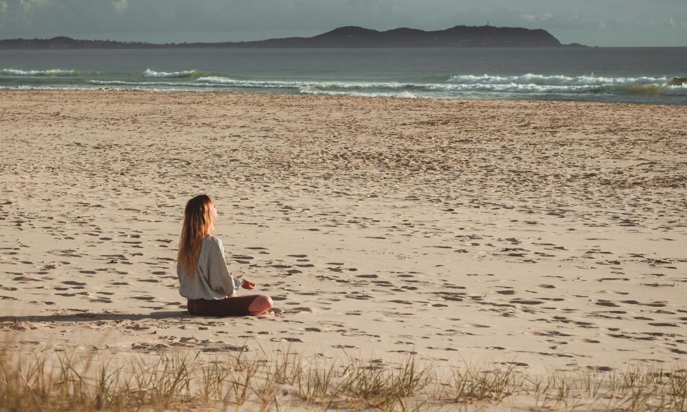 Can you meditate after drinking coffee?